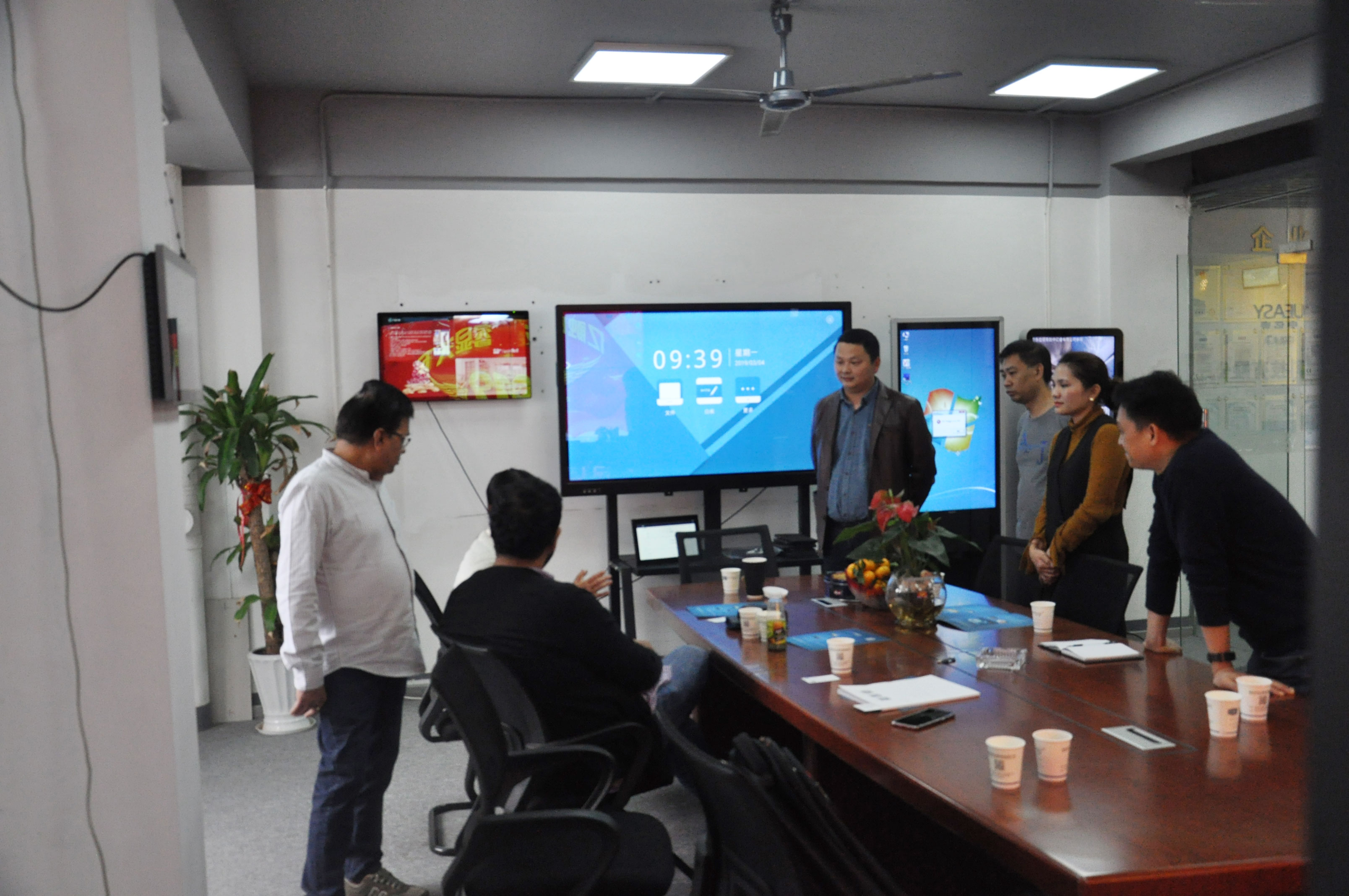 中億?？蛻粢娮C