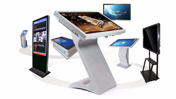 關于液晶廣告機出現(xiàn)黑屏閃屏的解決方法