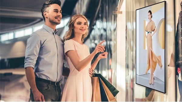 解析廣告機(jī)的功能、種類(lèi)